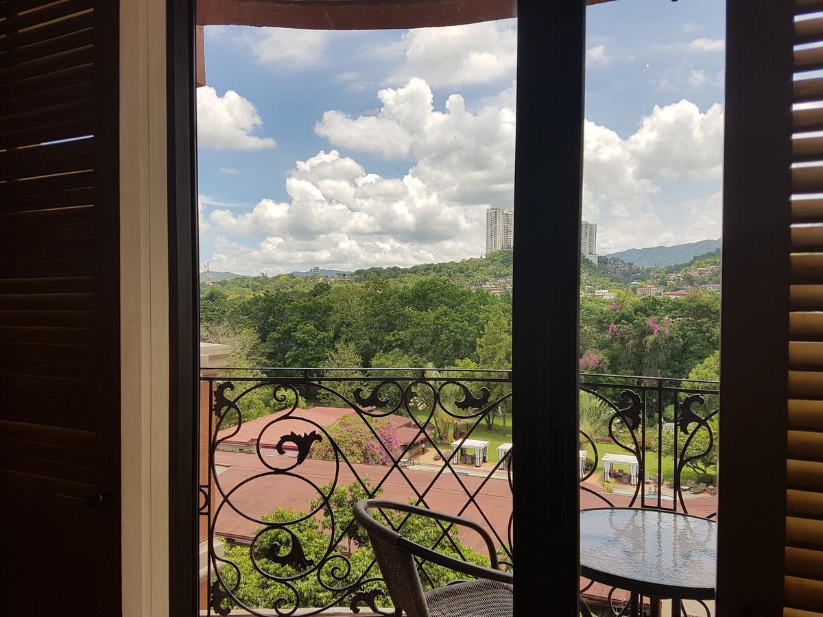 Sophia Suites Residence Hotel Cebu Luaran gambar